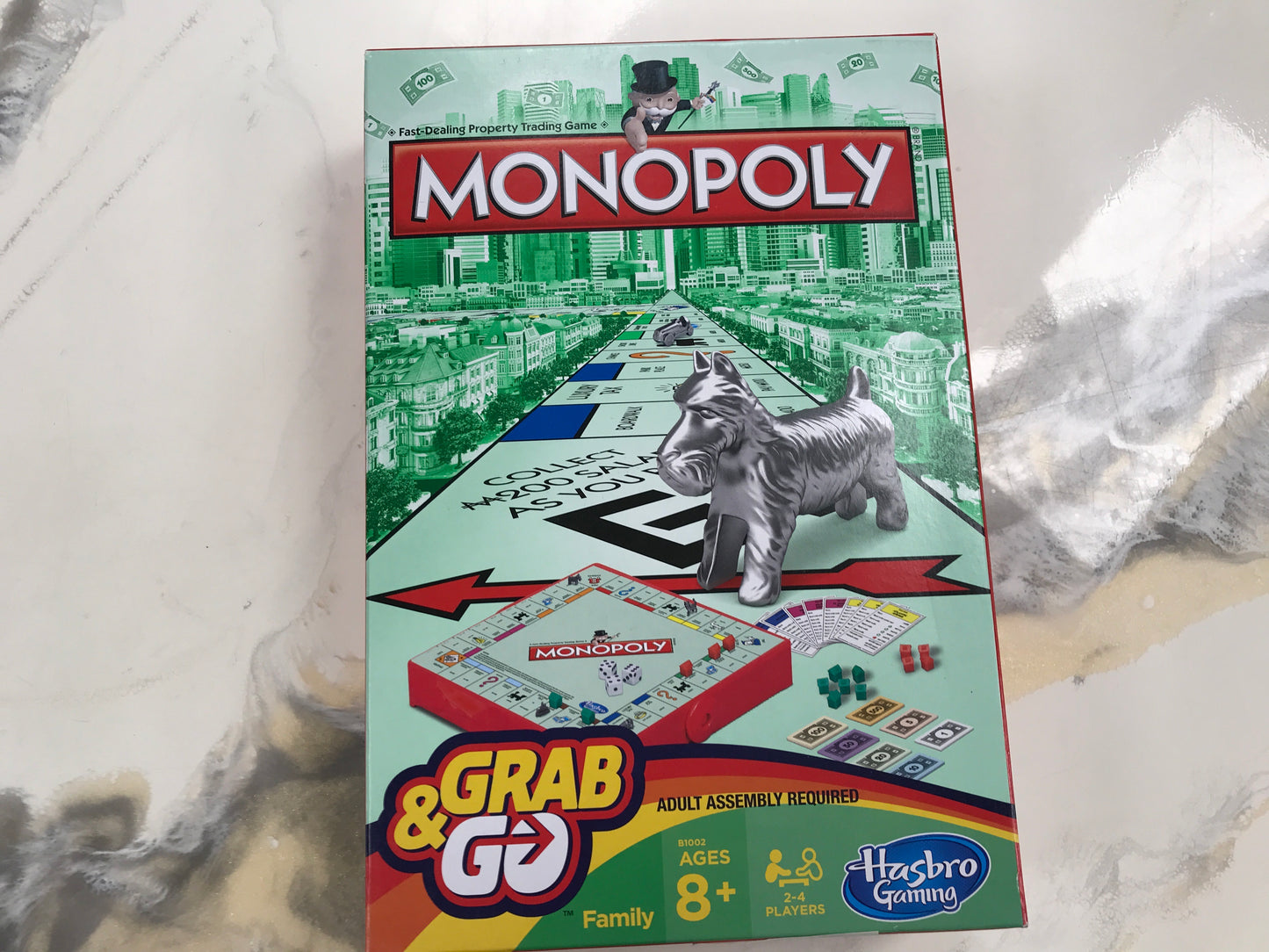Monopoly Grab & Go