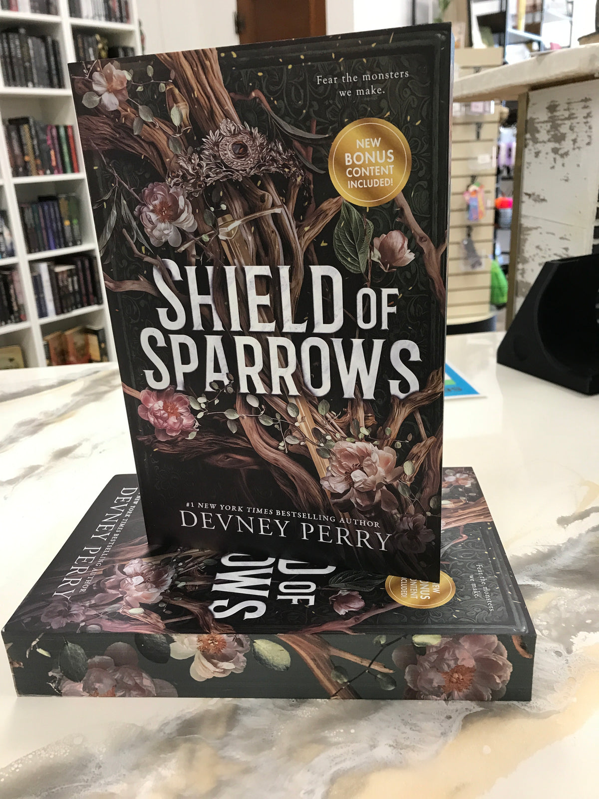 Shield Of Sparrows (paperback special edition)