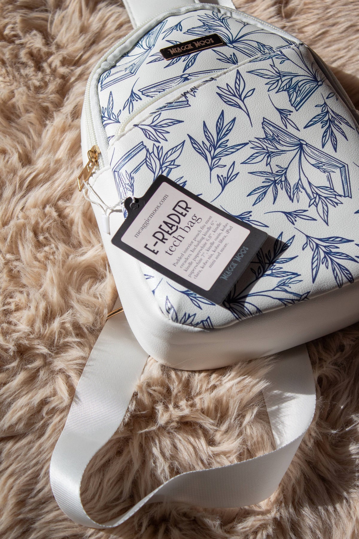 Bookish E-Reader Crossbody Tech Bag | Porcelain Books