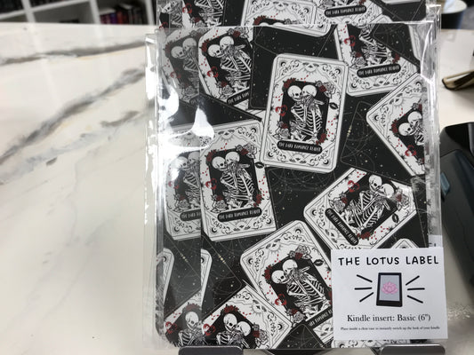 The Dark Romance Reader Tarot Card Kindle Insert