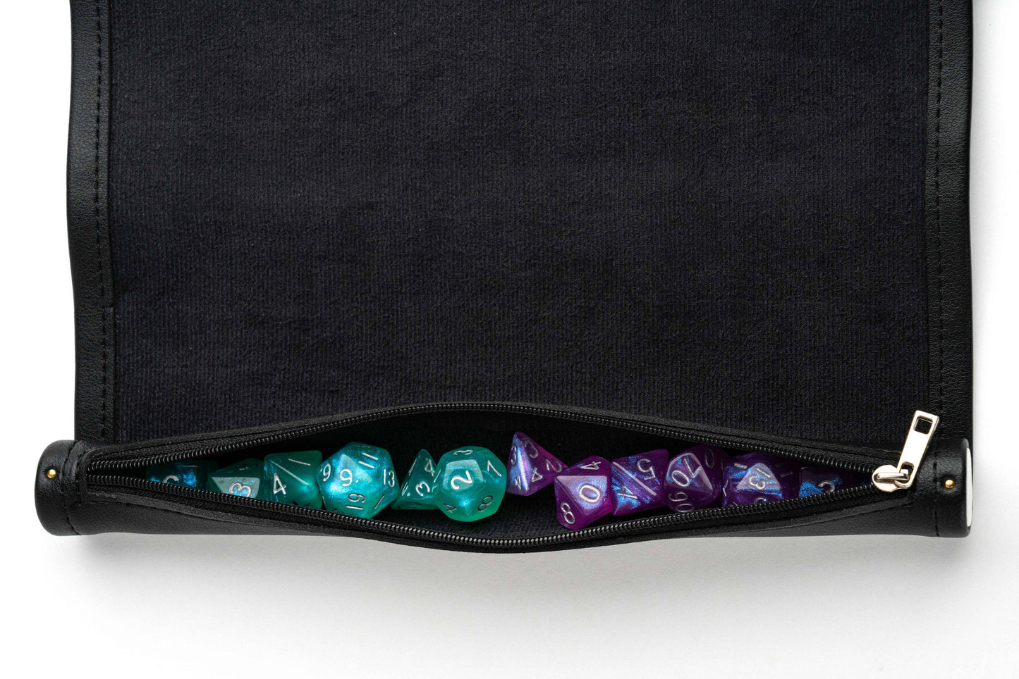 INNOVATIVE: Dice Scroll Rolling Mat and Carrying Case