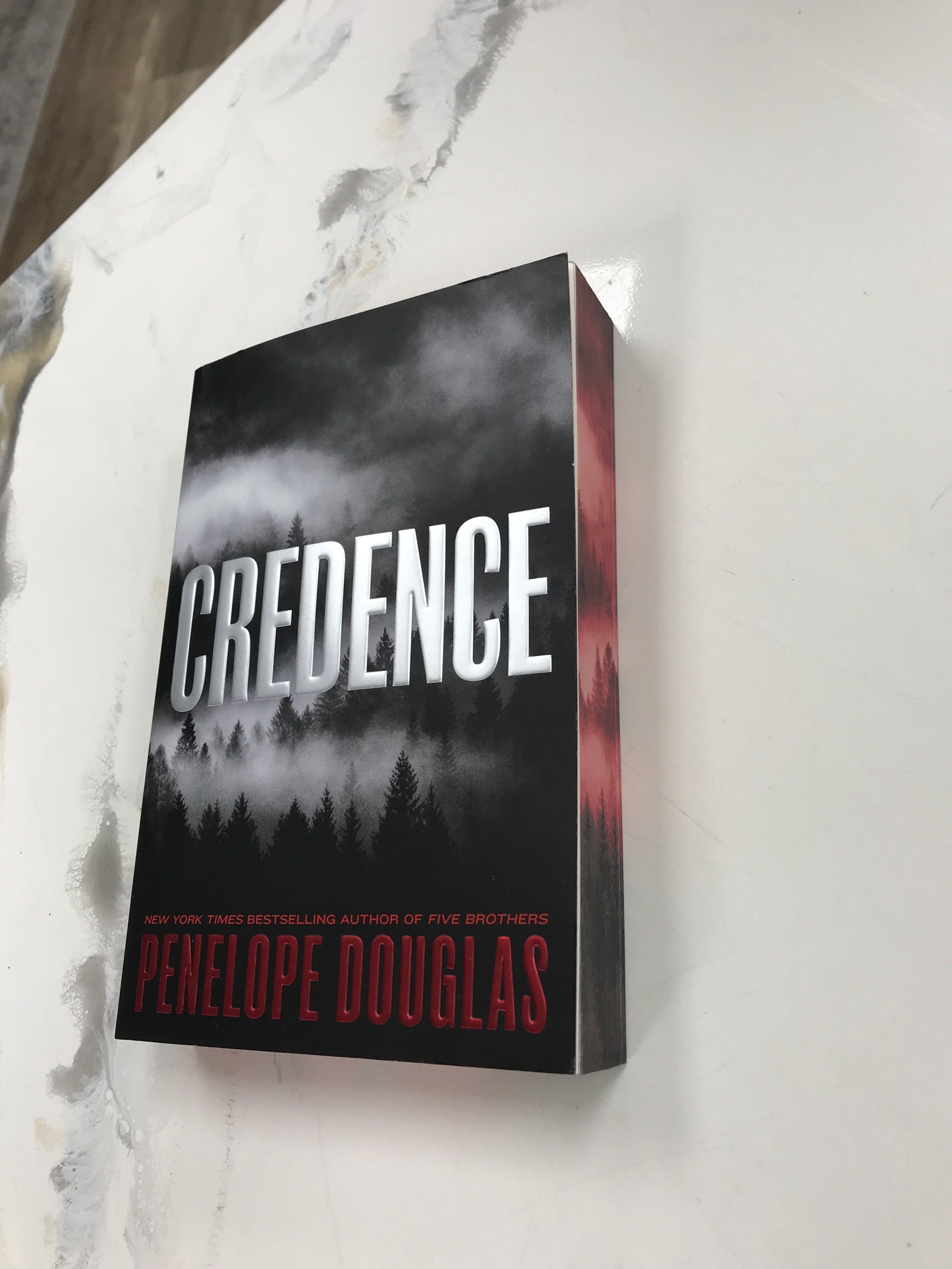 Credence (Sprayed Edges)