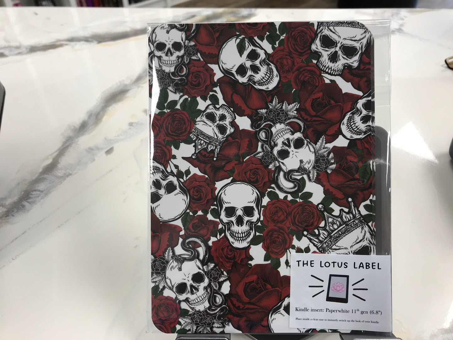 Skulls & Roses Kindle Insert