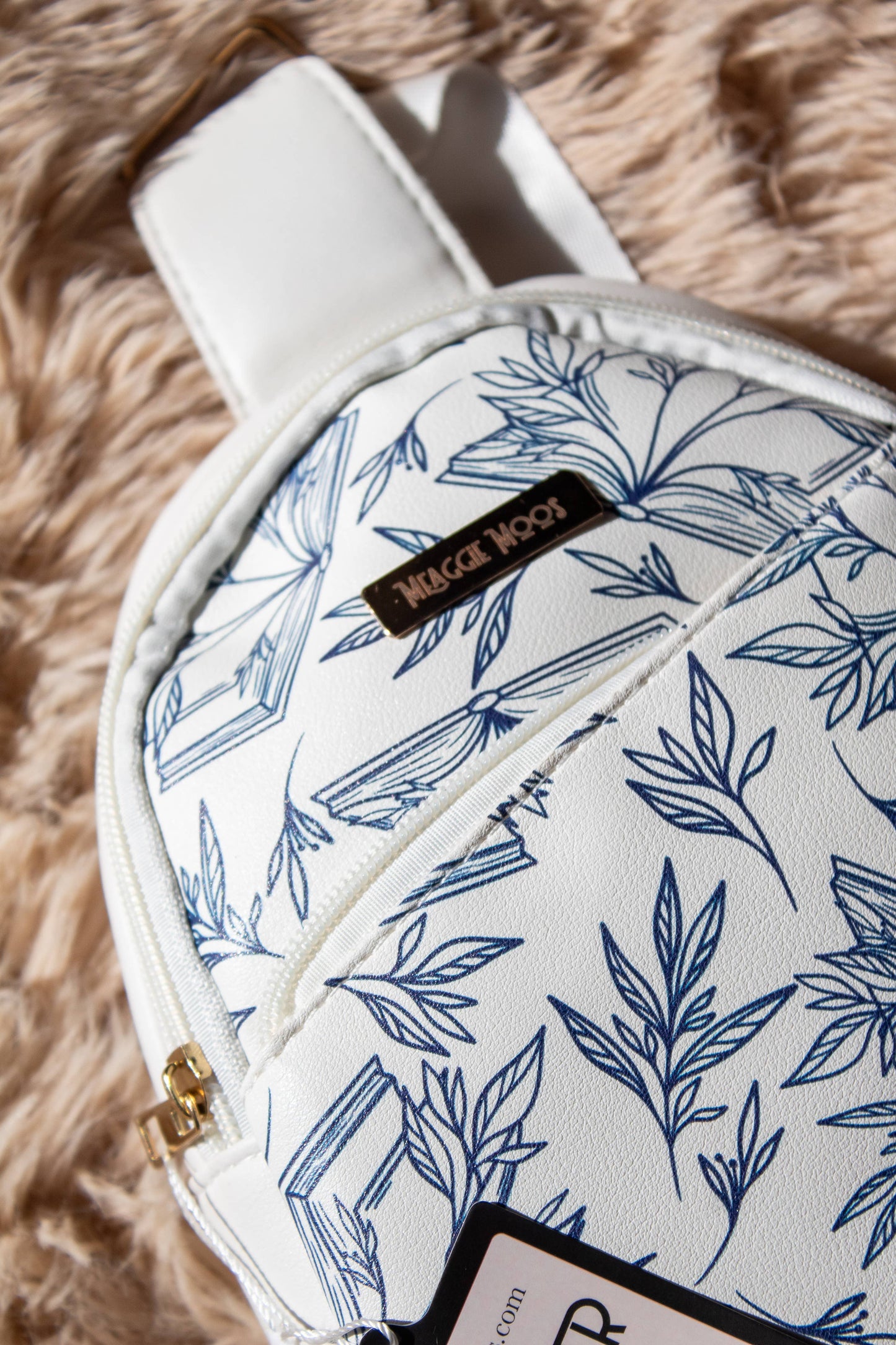Bookish E-Reader Crossbody Tech Bag | Porcelain Books
